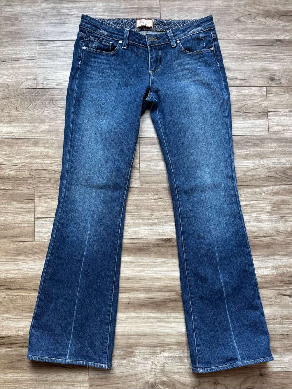 Paige Laurel Canyon low-rise bootcut jeans Size 29 medium wash